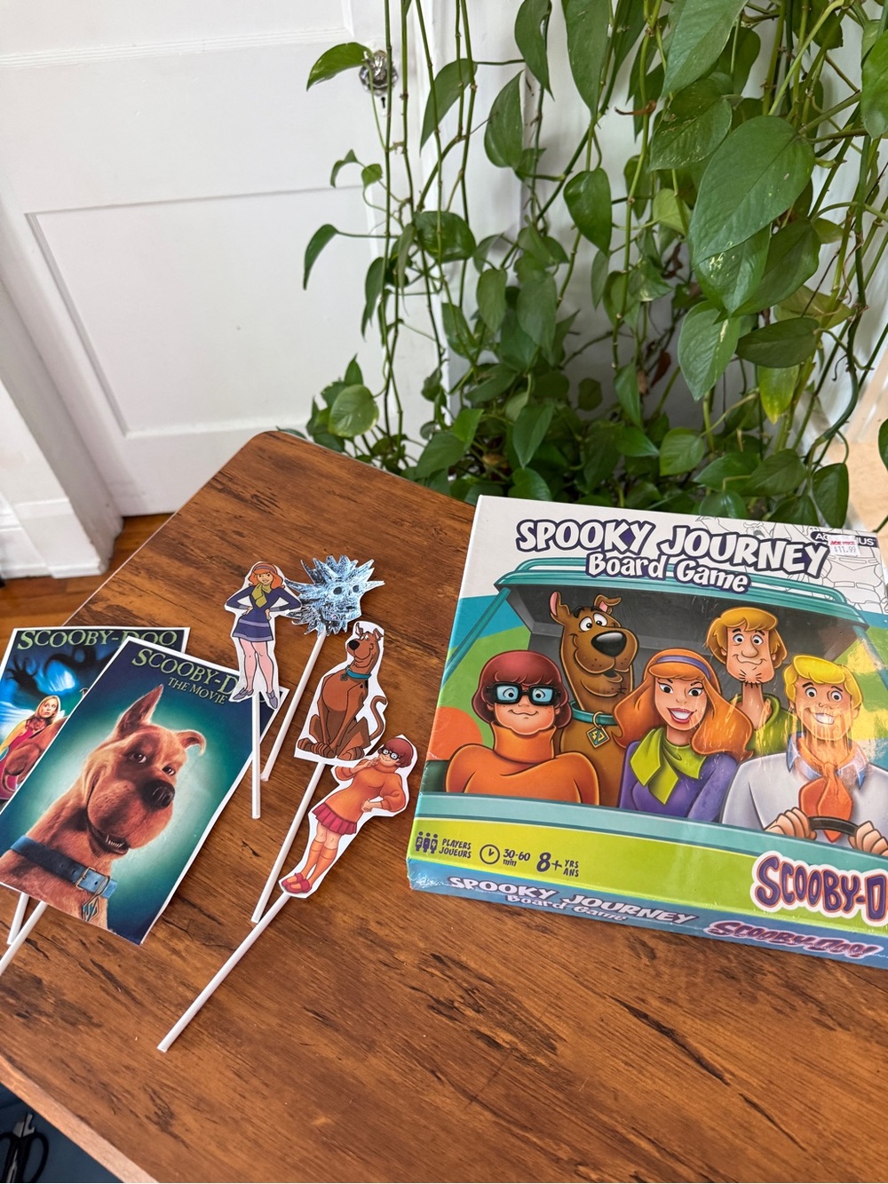 Spooky Journey Scooby Doo Board Game new - with Scooby doo props